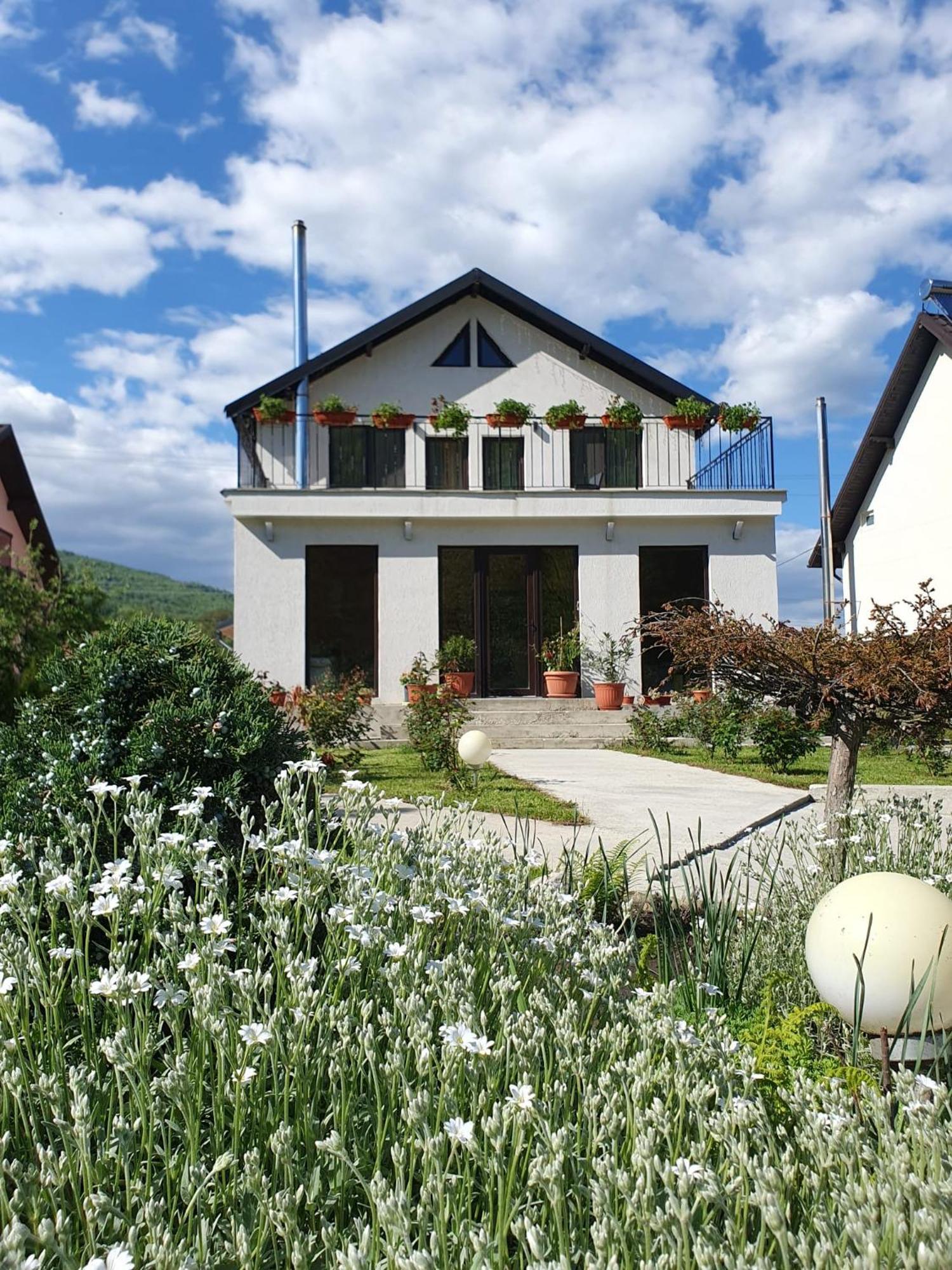 Hanul Doftana Trăisteni Exterior foto