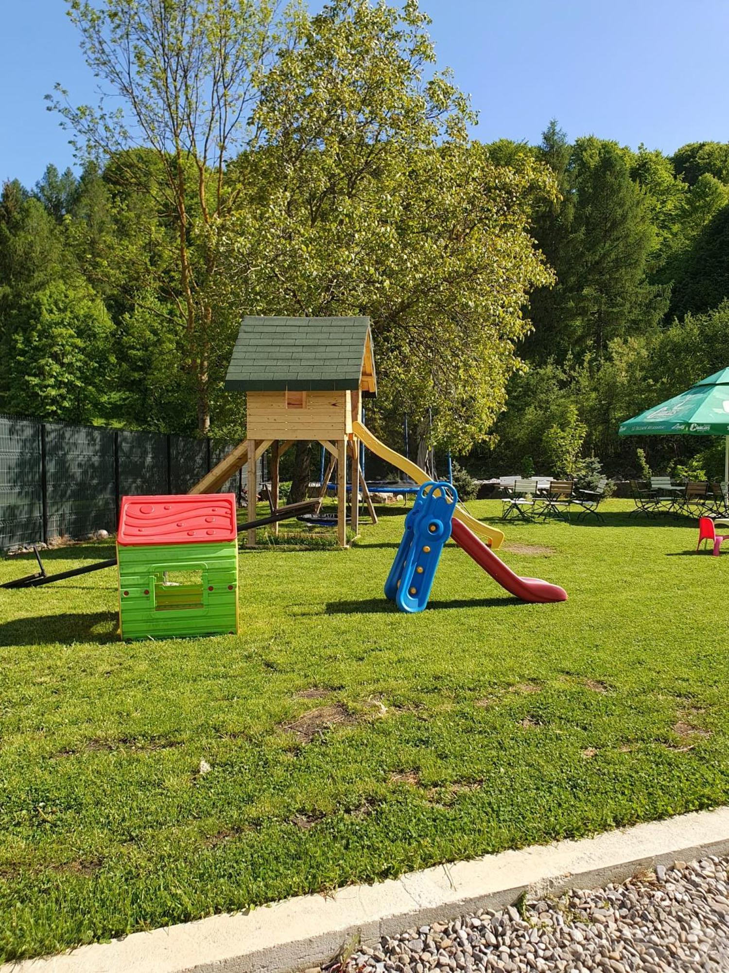 Hanul Doftana Trăisteni Exterior foto